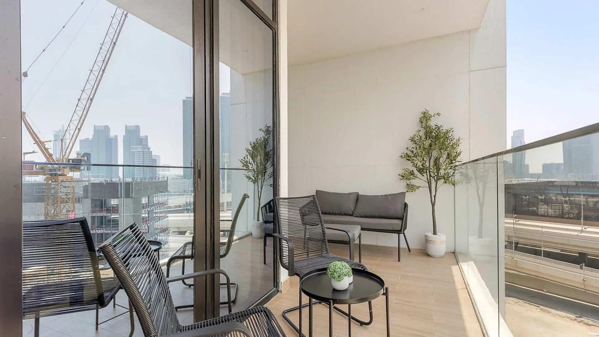 Silkhaus Sunlit 1Bdr Stay Near Al Maryah Island アブダビ アパート